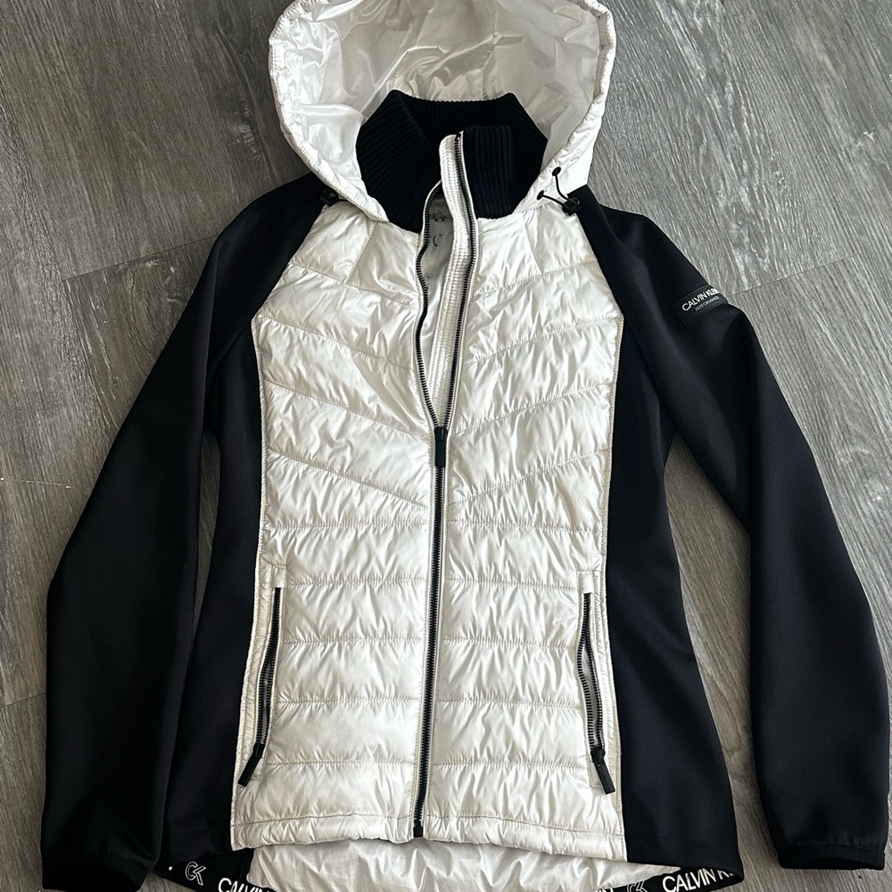 Calvin Klein Women's Black and white Jacket